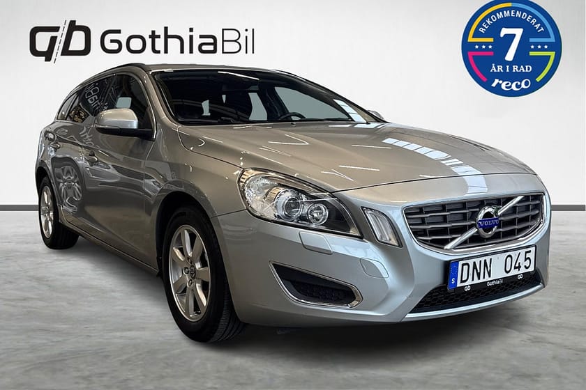 Bild 3 av Volvo V60 D2 Aut Momentum Farthållare Värmare Drag Kamrem Bytt