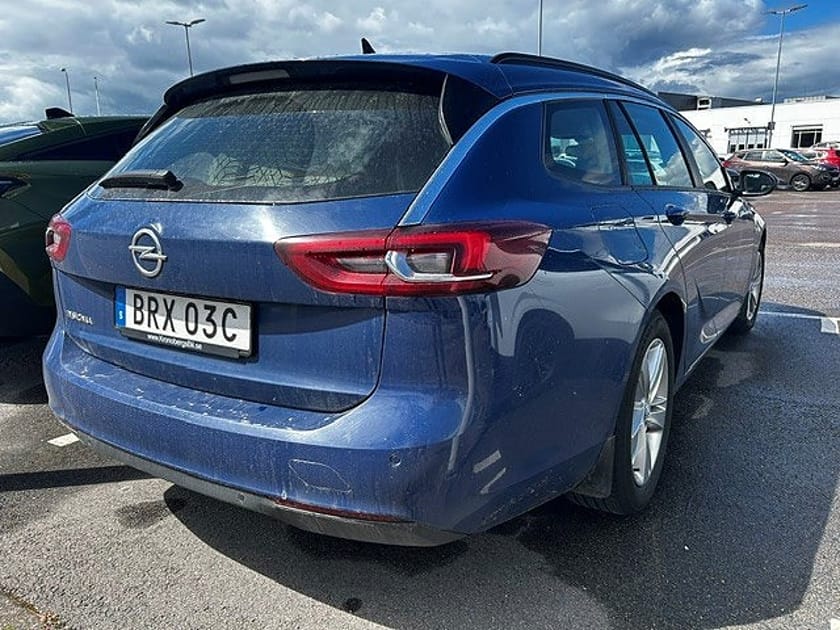 Bild 2 av Opel Insignia Sports Tourer 1.5 Turbo 165hk | Backkamera | Rattvärme