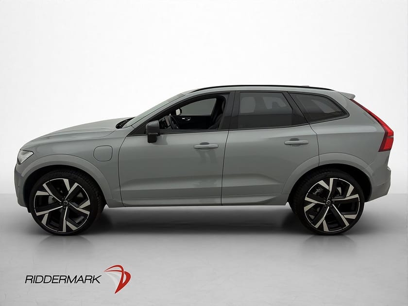 Bild 4 av Volvo XC60 Recharge T6 AWD Plus Black Nordic Edition H/K 22"
