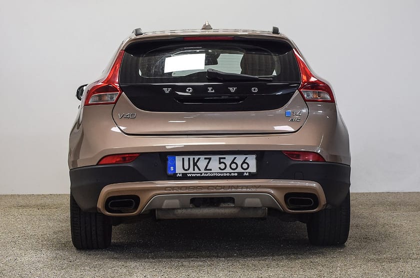 Bild 5 av Volvo V40 Cross Country T4 AWD Polestar 213HK Summum Bränslevärmare Drag Skinn