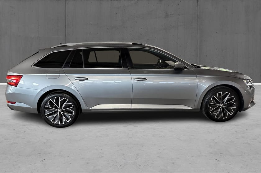 Bilde 4 av Škoda Superb iV Combi STV 218HK Aut Plug-In Hybrid L&K