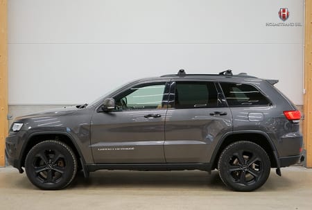 Jeep Grand Cherokee V6 250hk 4WD Dragkrok Backkamera Rattvärme Skinn GPS