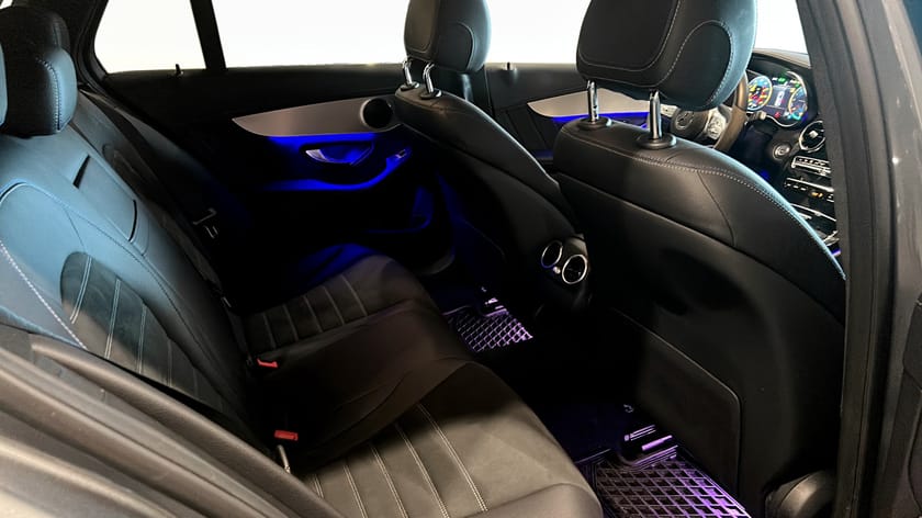 Bild 5 av Mercedes-Benz C 300 T e E AMG / NIGHT/ PREMIUM