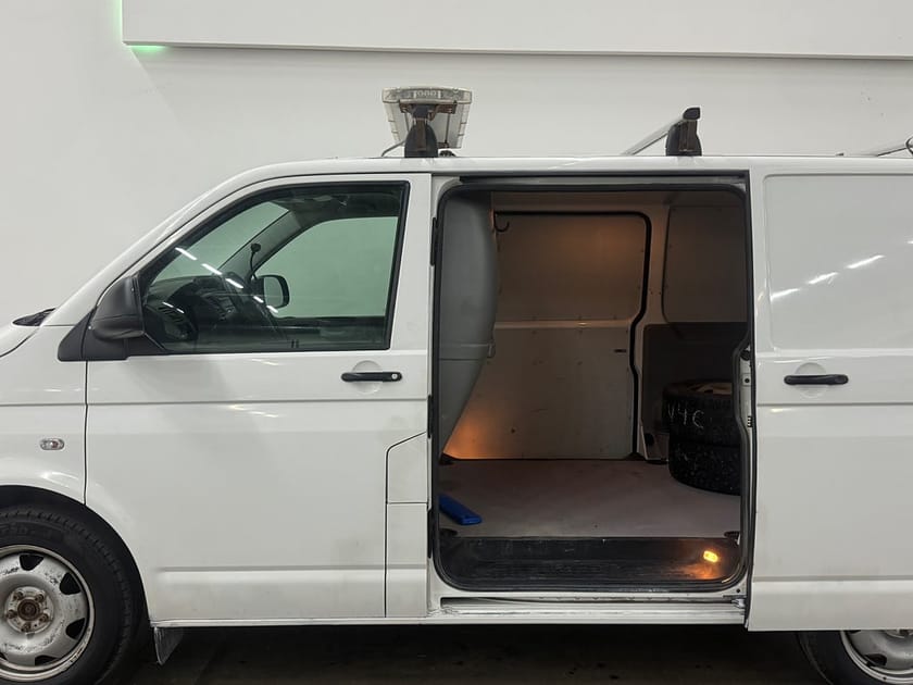 Bild 5 av Volkswagen Transporter T32 2.0 TDI 4M 2xDörrar Drag Värmare