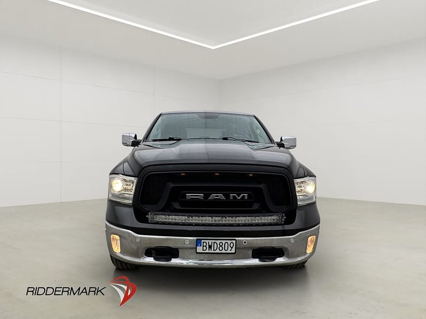 Bild 5 av RAM 1500 Crew Cab Dodge Laramie 5.7 4x4 Luft Alpine Kamera Drag Skinn