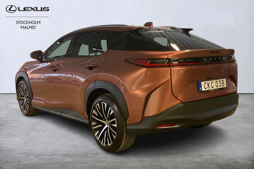 Bild 3 av Lexus RZ 350e Executive Teknikpaket HUD 360-kamera Skinn