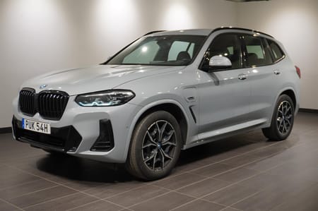 BMW X3 xDrive30e LCI M Sport Läder Drag Adpt. Farhållare Navi