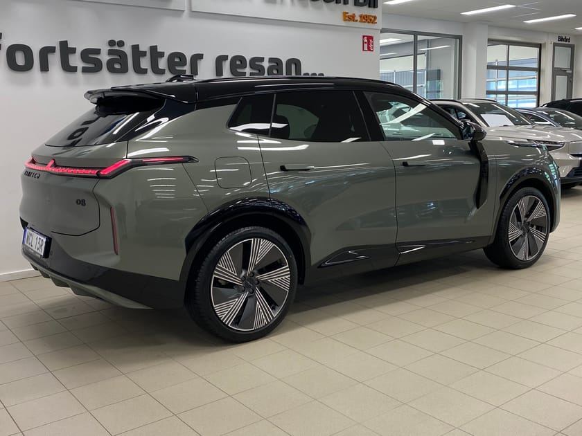 Bild 3 av Lynk & Co 08 PHEV More