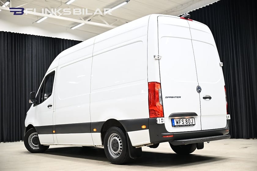 Bild 4 av Mercedes-Benz Sprinter 315 CDI RWD Panel Van 9G 150HK Automat|Dieselvärmare|GPS|Backkamera