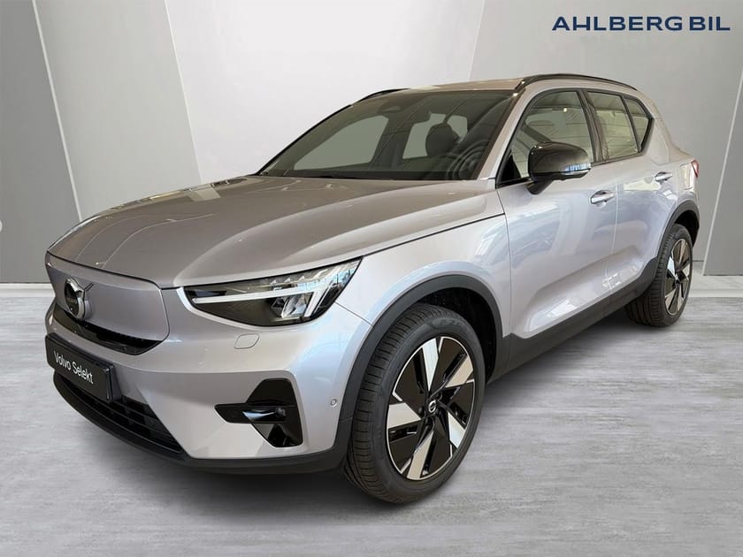 Bild 5 av Volvo EX40 Single Motor Extended Range ⚪ ExtendedRange Plus SE, Teknikpaket, Dragkrok Halvautomatisk, Parkeringskamera 360, HarmanKardon PremiumSound, Google Maps