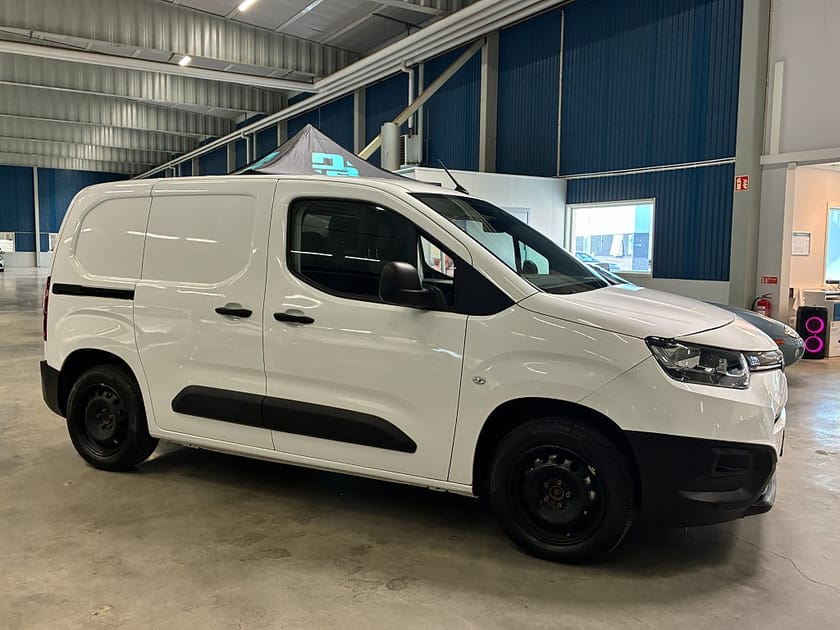 Bild 2 av Toyota ProAce City 1.2 Turbo 130Hk Aut