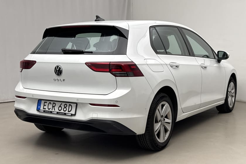 Bild 3 av Volkswagen Golf VIII TGI 5dr (130hk) Vinterhjul medföljer
