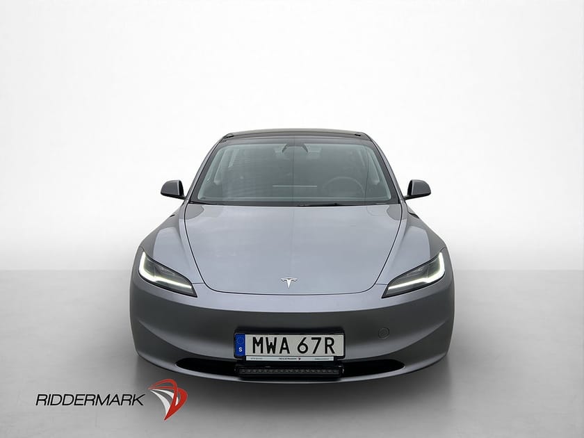 Bild 3 av Tesla Model 3 Long Range AWD MOMS Autopilot Värmare En-Bruk