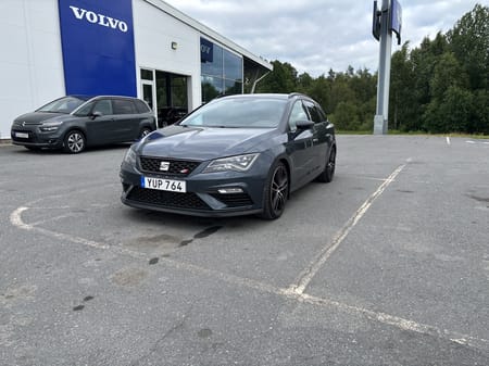 SEAT León Cupra ST