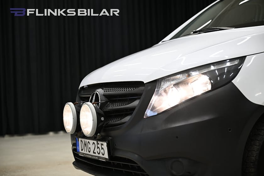 Bild 3 av Mercedes-Benz Vito Mixto 114 CDI 4MATIC 3.0t 136HK Inredd|Dubbeldörr|SeUtr