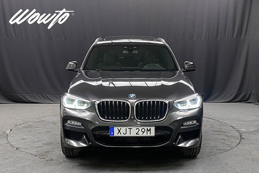Bild 2 av BMW X3 xDrive30d 265HK M-Sport /Pano /HuD /Drag /360