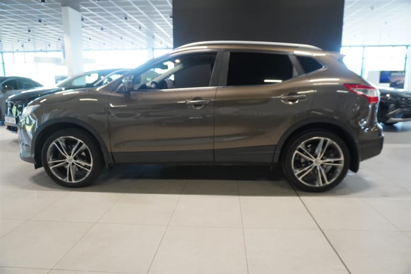 Bild 3 av Nissan Qashqai 1.2 DIG-T Xtronic-Cvt, 115hk, 2015 Dragkrok Backkamera