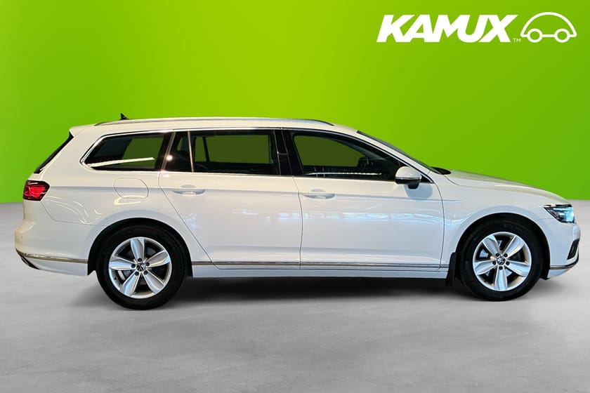 Bild 2 av Volkswagen Passat Sportscombi SC 2.0 TDI Executive Business GT 200hk LED-Matrix Backkamera Drag