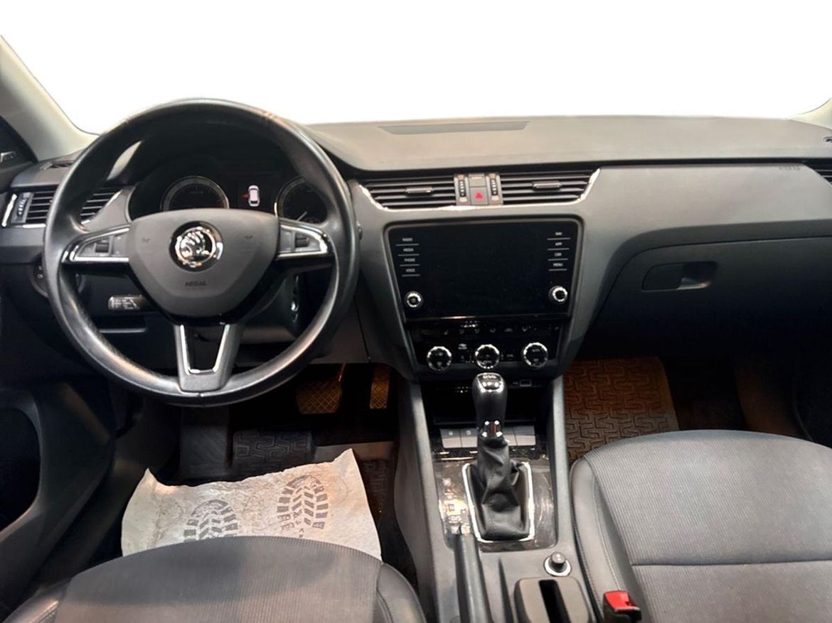 Škoda Škoda Octavia Kombi — bild 11