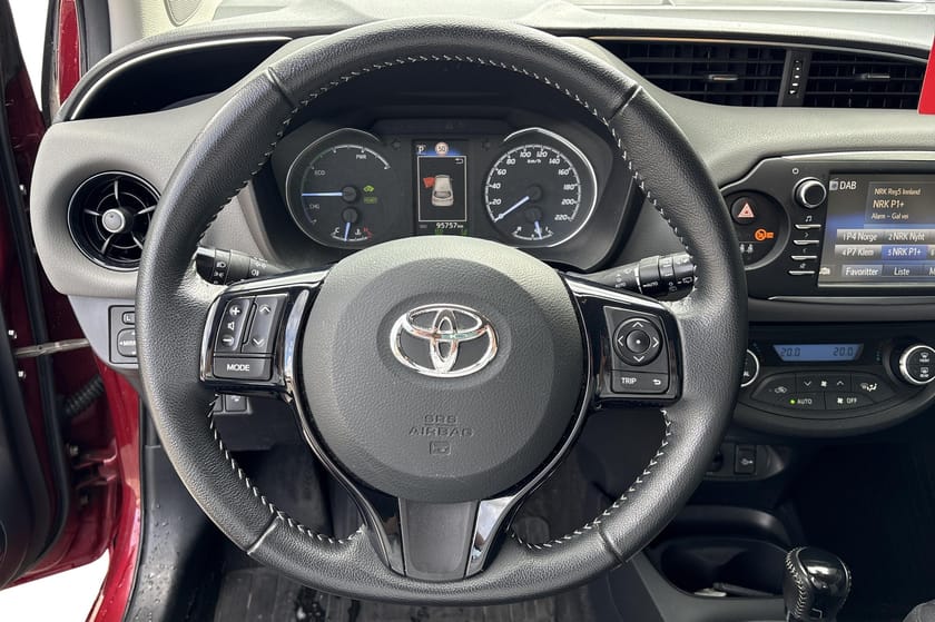 Bilde 5 av Toyota Yaris Hybrid Navi I Komp. service I Velholdt