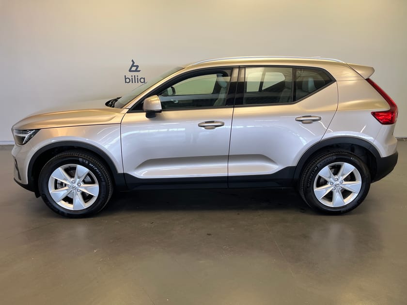 Bild 2 av Volvo XC40 B4 FWD Bensin Core
