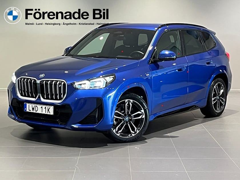 Bild 1 av BMW iX1 xDrive30 M Sport Drag HUD H/K Elstol minne Adpt Farth