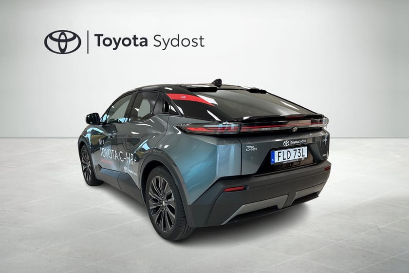 Bild 2 av Toyota C-HR+ Executive AWD Panorama JBL Navigation Rattvärme Backkamera Adaptiv farthållare mm.