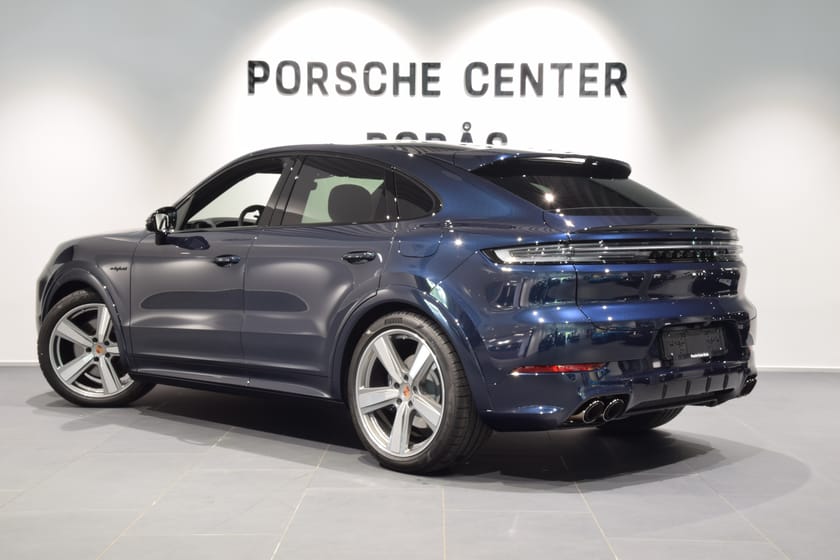 Bild 3 av Porsche Cayenne E-Hybrid Coupé Black Edition / 1.99% RÄNTA