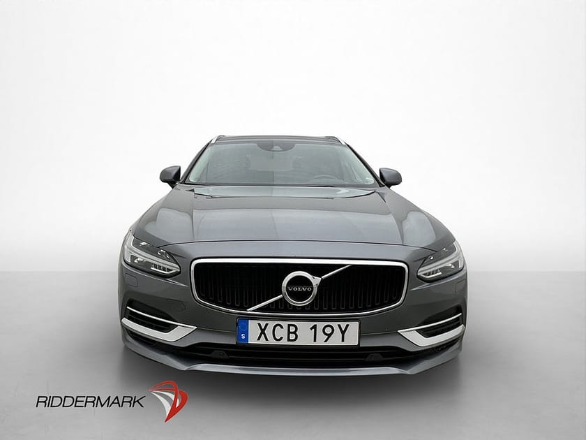 Bild 2 av Volvo V90 T8 AWD Momentum Adv VoC Värmare Kamera BLIS Drag