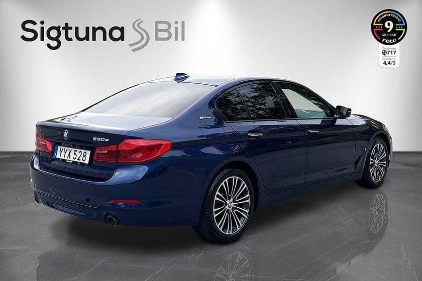 Bild 5 av BMW 530e iPerformance Sedan Steptronic Sport line / B-Kamera