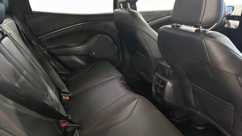 Bild 5 av Ford Mustang Mach-E Standard Range AWD 269hk Automat