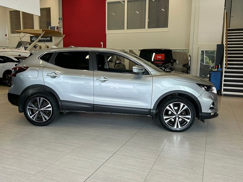 Bild 2 av Nissan Qashqai 1.3 DIG-T DCT 160hk N-Connecta