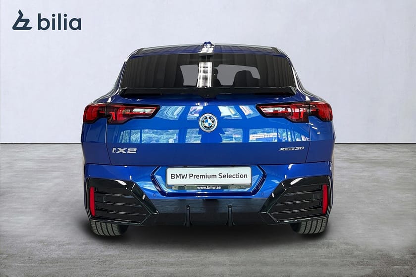 Bild 4 av BMW iX2 xDrive30 xDrive 30 M-sport | Drag | Backkamera | Aktiv farth.