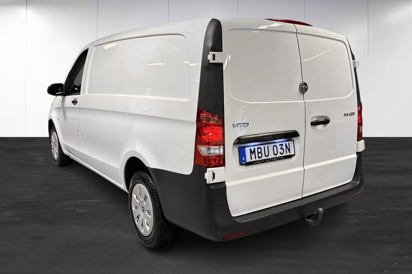 Bild 4 av Mercedes-Benz Vito 114 CDI 2.8t SKÅP LÅNG FIGHTER | Drag | Backkamera | Smartphone