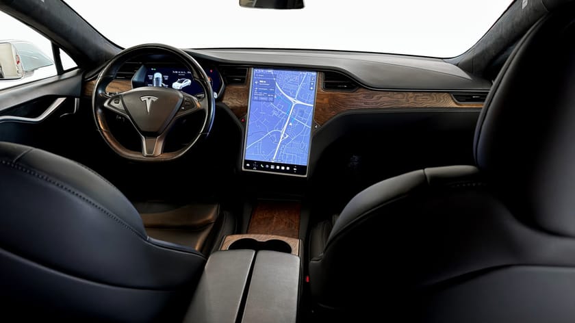 Bild 4 av Tesla Model S Long Range AWD / Glastak / Kamera