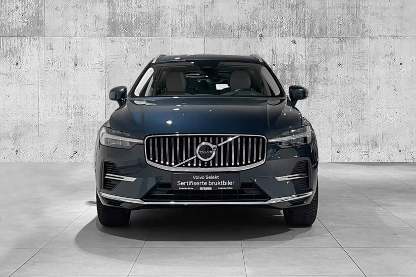Bilde 3 av Volvo XC60 Recharge T6 Plus Bright PANO|360|19"