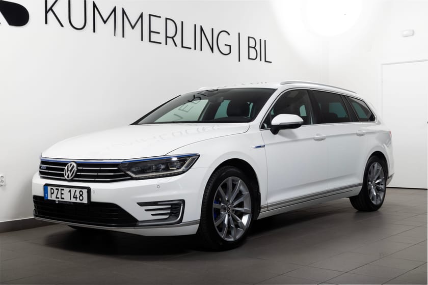 Bild 2 av Volkswagen Passat Variant GTE 1.4 TSI DSG Sekventiell 218hk Cockpit/BLIS/Carplay