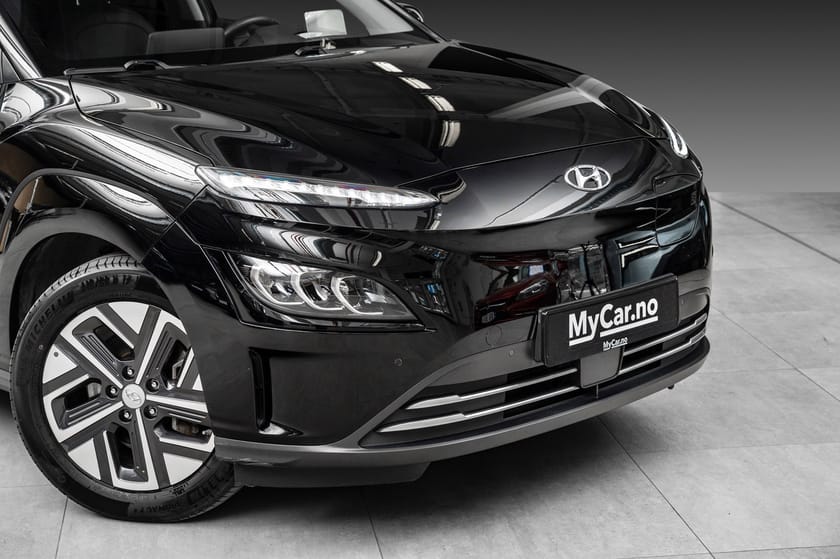 Bilde 2 av Hyundai Kona Electric 64 kWh Premium LR TOPPUTSTYRT-KROK-SKINN-VENTILERTE SETER