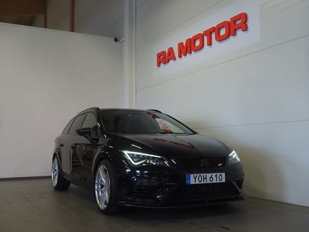 SEAT León Cupra ST ST 2.0 TSI 300hk 4Drive |Pano|Backkamera|Milltek|