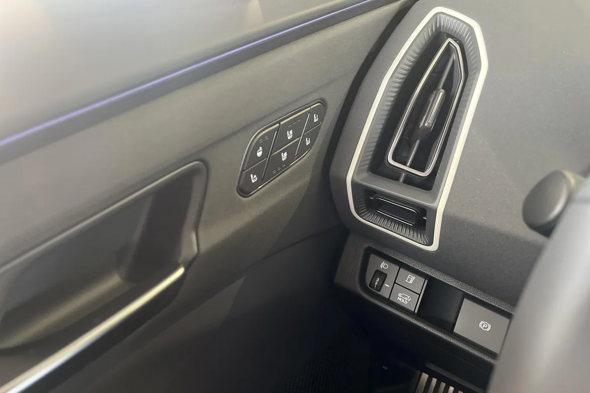 picture of a car