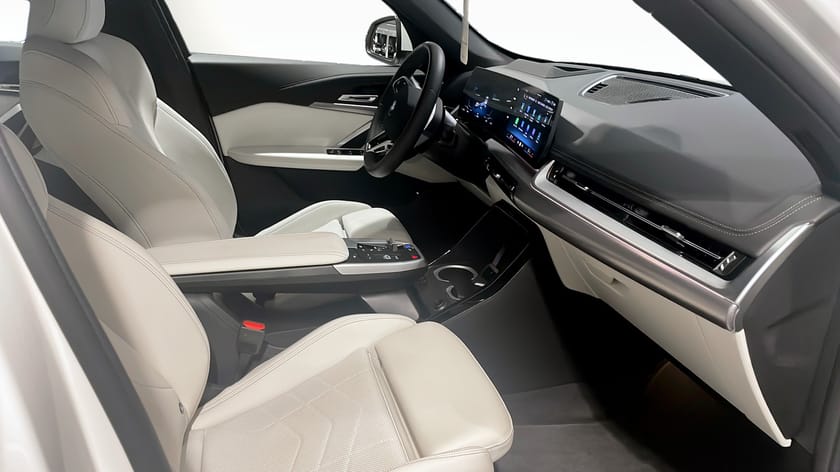 Bild 3 av BMW iX1 xDrive30 M Sport Edition