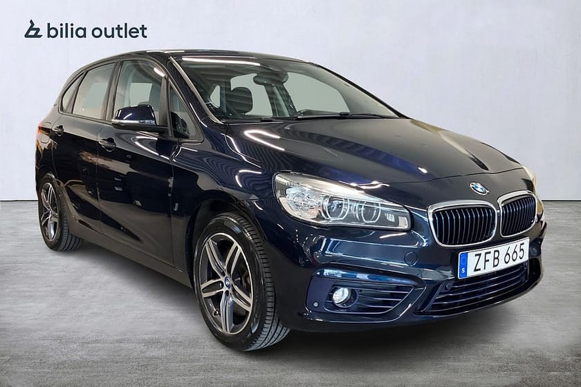 Bild 2 av BMW 225xe Active Tourer Sport line B-kamera HUD Döda Vinkel Navi
