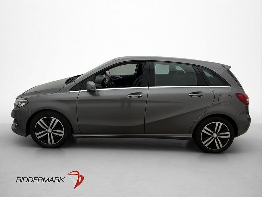 Bild 5 av Mercedes-Benz B 200 7G-DCT 156hk Urban Kamera Skinnklädsel