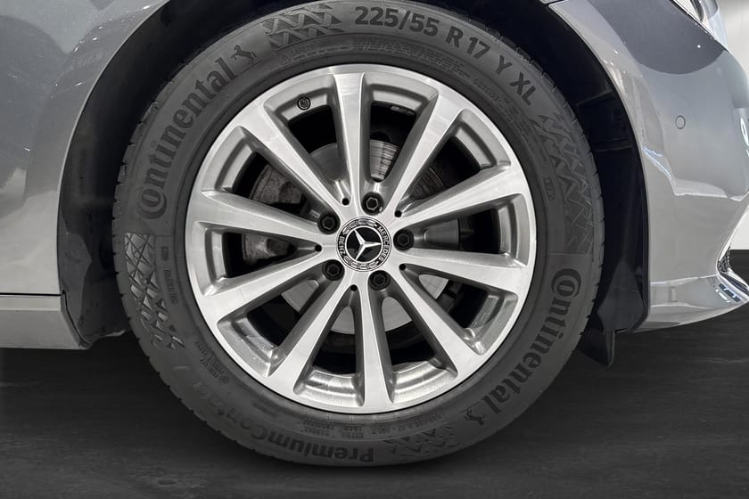 Bild 5 av Mercedes-Benz E 220 T d Drag, Panorama, Burmester, P-värmare