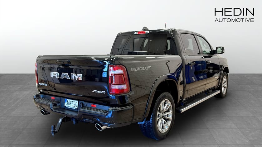 Bild 2 av RAM 1500 Crew Cab LARAMIE