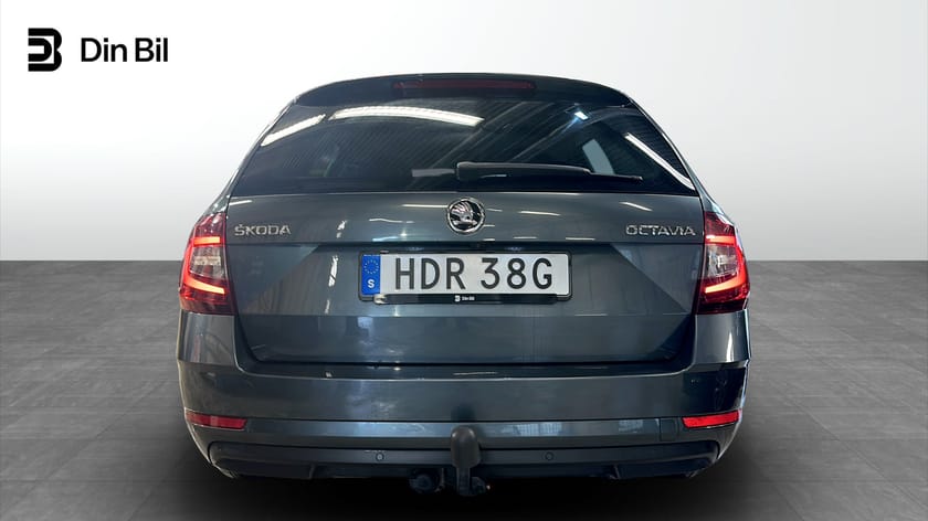 Bild 5 av Škoda Octavia Kombi Style 150hk DSG / Drag&Värmare / Premium