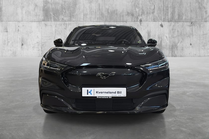Bilde 2 av Ford Mustang Mach-E Standard Range AWD AWD/B&O/ACC/PANO/R.KAM/NAVI/EU27