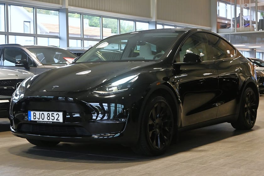 Bild 1 av Tesla Model Y Long Range AWD