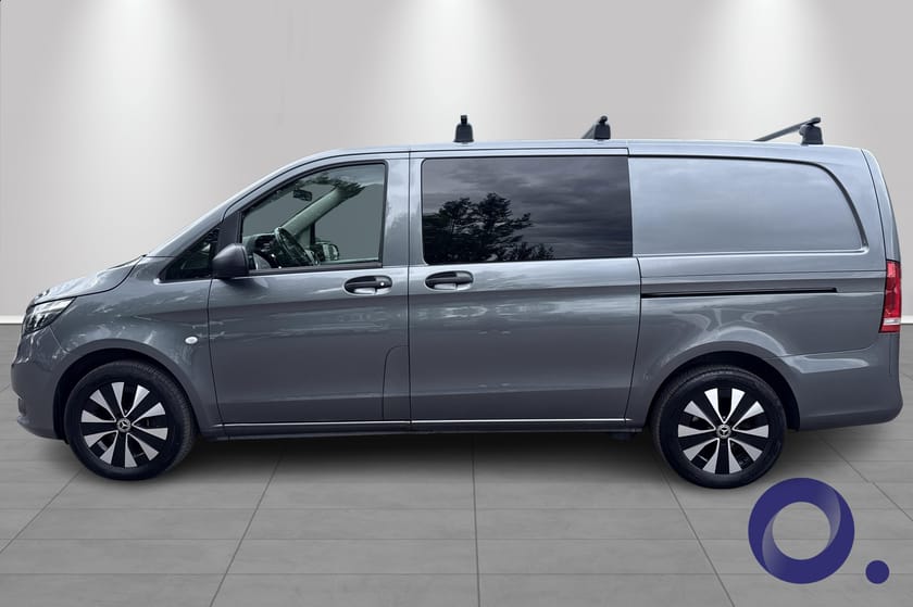 Bilde 2 av Mercedes-Benz Vito 119 CDI 4x4 3.0t STAR – 2023 |190 hk|4x4|DISTRONIC|