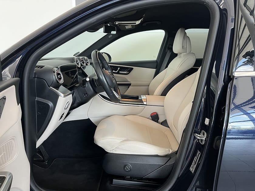 Bild 5 av Mercedes-Benz GLC 300 d e 4MATIC de Drag Premiumpaket Navigation CarPlay 19"
